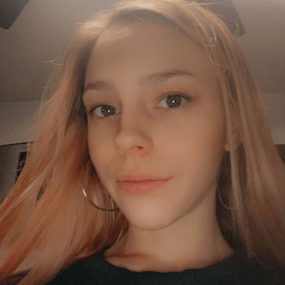 Meet the Posher Other - Meet your Posher, Genna
